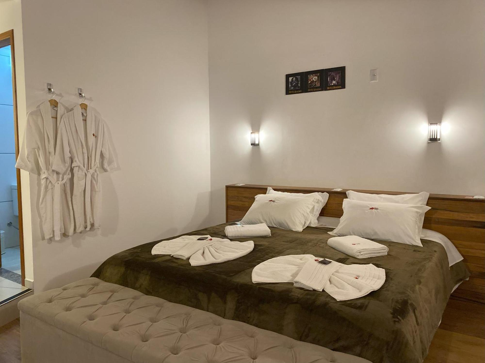 Hibisco Home Hotel Urubici Rum bild