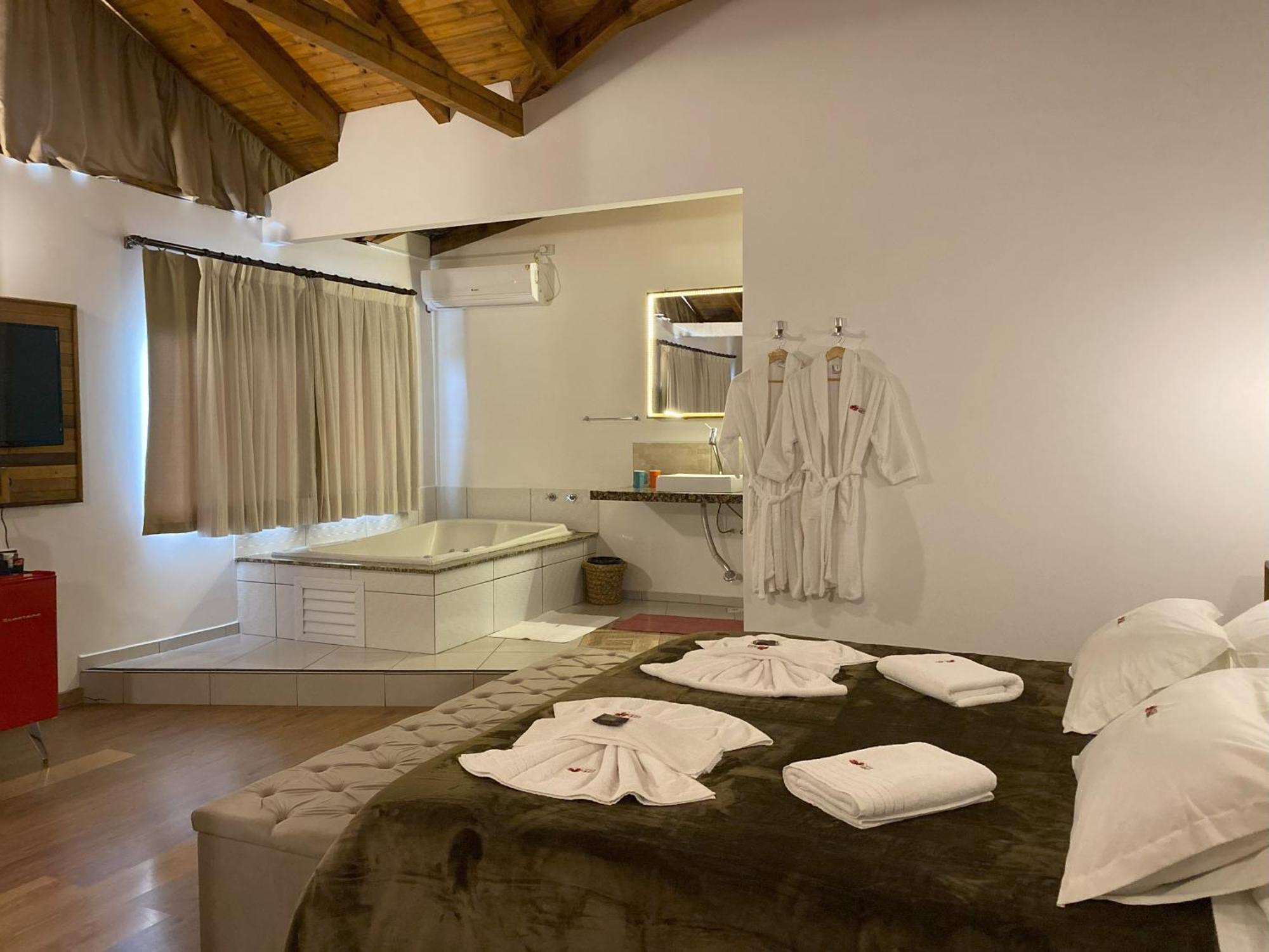 Hibisco Home Hotel Urubici Rum bild